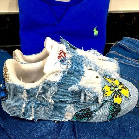 Custom distressed Bling Adidas! Super cute - Picture 1 of 10